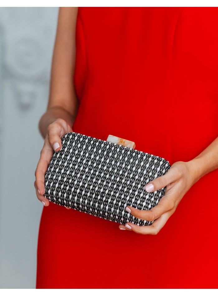 Party bag with raffia effect and stone detail