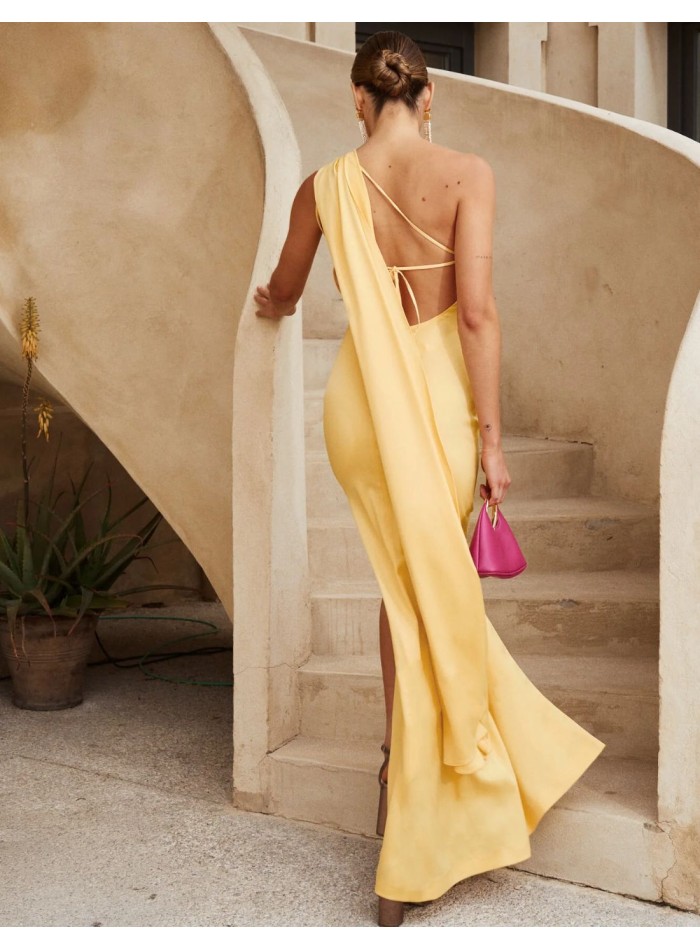 Yellow long dress in crepe satin with open back