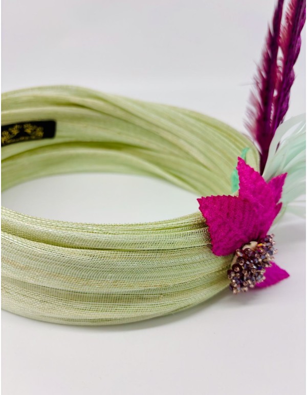 Silk sinamay turban with maxi pheasant feathers 2