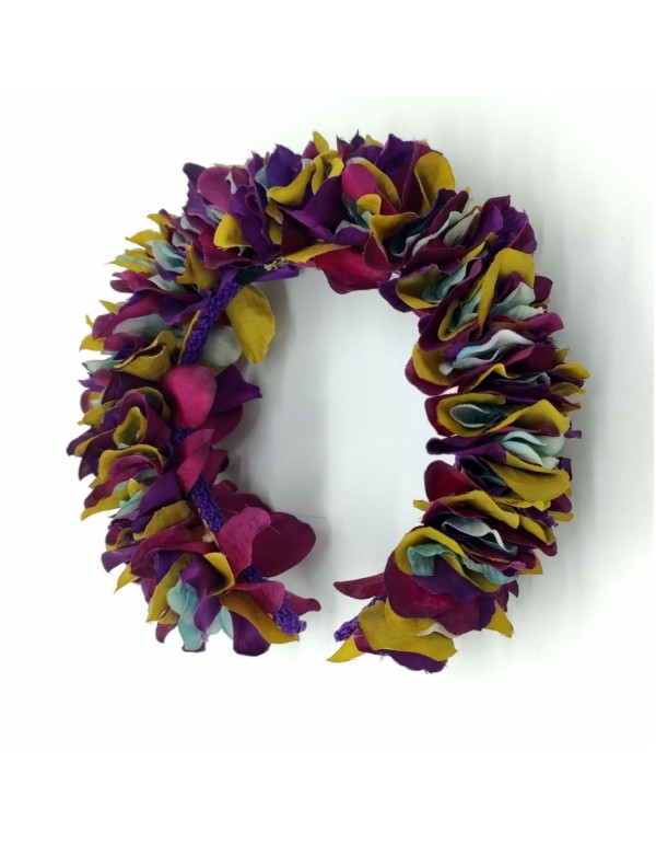 Headband with multicolored hydrangea petals 2