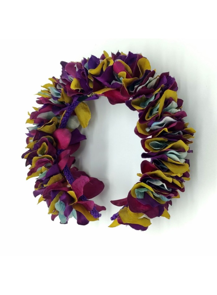 Headband with multicolored hydrangea petals