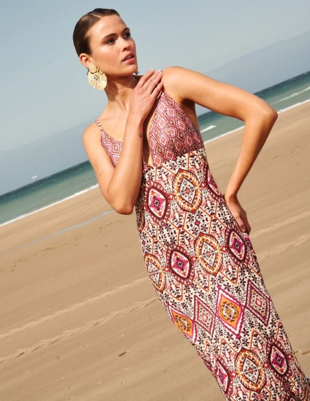 Long printed dress with V-neckline