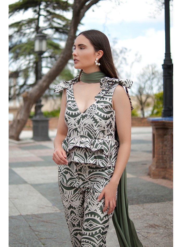 Guest top with shoulder ties and ruffles