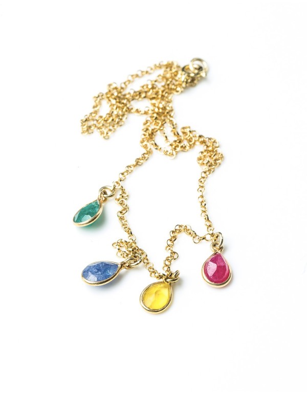 Eme Jewels rainbow necklace at INVITADISIMA. To be the ideal guest