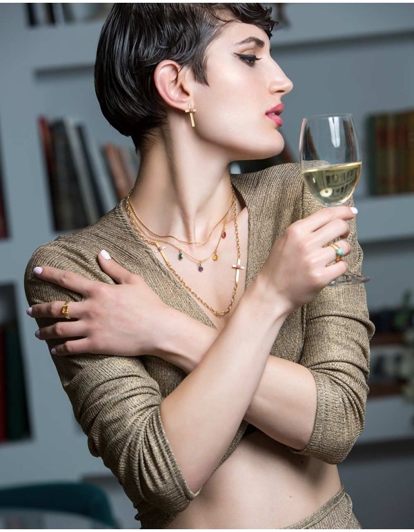 Collar arcoiris de Eme Jewels en INVITADISIMA. Para ser la invitada ideal 2