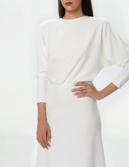 Robe midi blanche à manches chauve-souris et encolure bateau