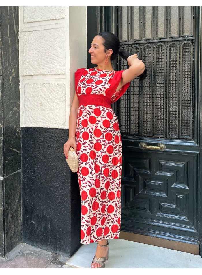 Vestido midi estampado con escote cerrado y...