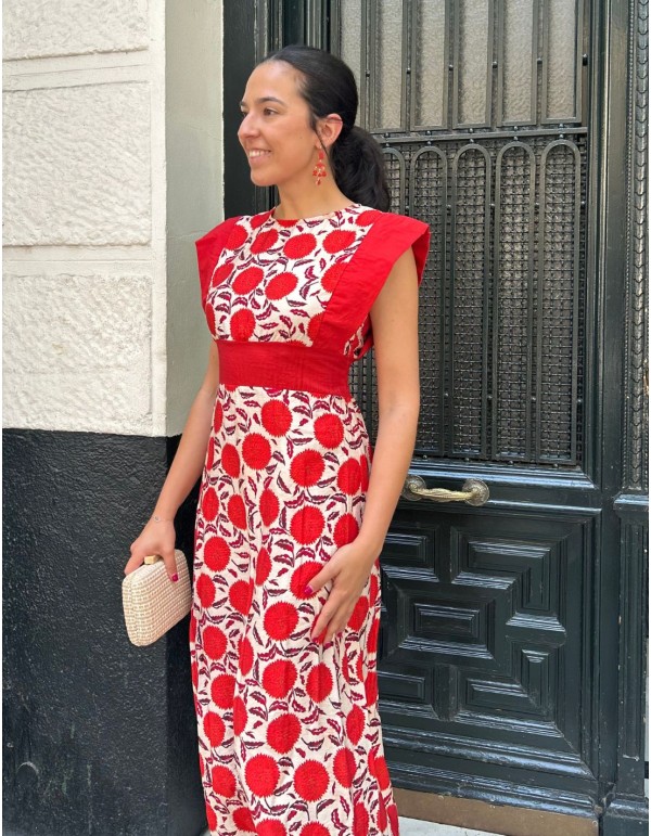 Printed midi dress with closed neckline and sash detail