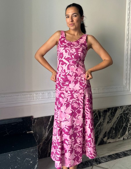 Ensemble top et jupe midi à large bande imprimée