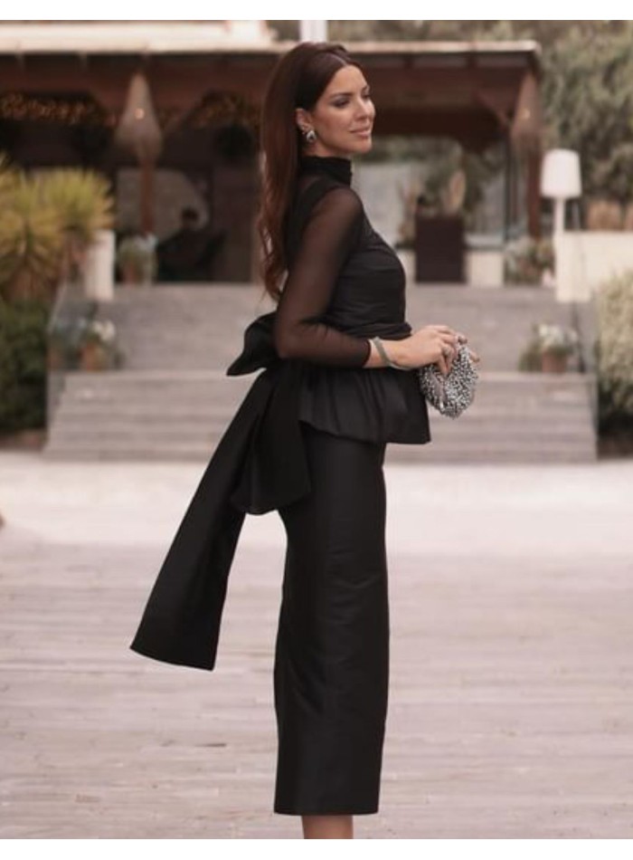 Top de tirante en tafeta con volante peplum y tul