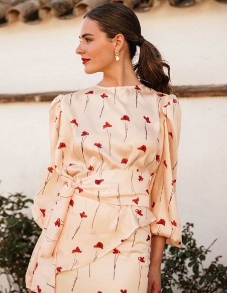 Top imprimé asymétrique avec ceinture à lacets