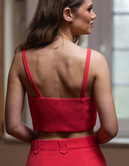 Top à fines bretelles et jupe droite tenue d'invité