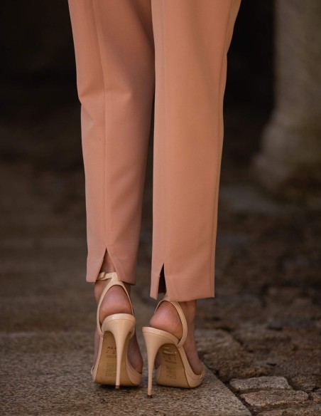 Conjunto de con top y pantalones