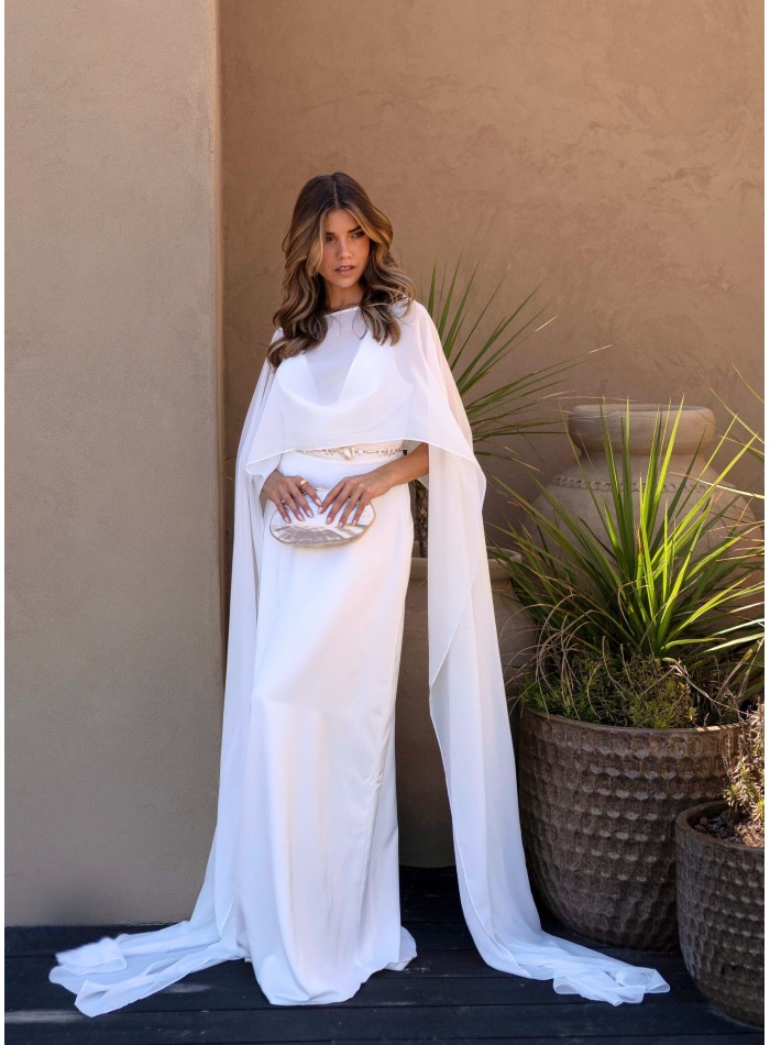 Vestido largo blanco con escote efecto caído