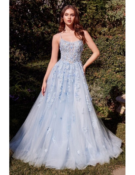 Robe de soirée longue avec corsage brodé et jupe en tulle bleu ciel-1