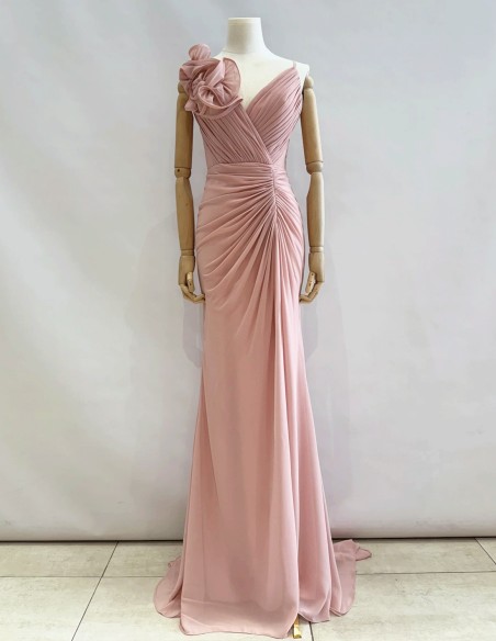 Long gown with slit and flower detail pink