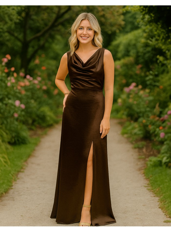 Long gown with satin fabric and open back brown