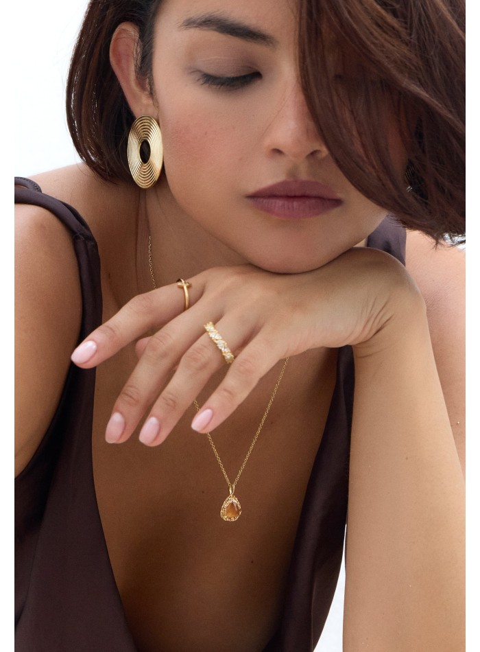 Long pendentif doré avec citrine