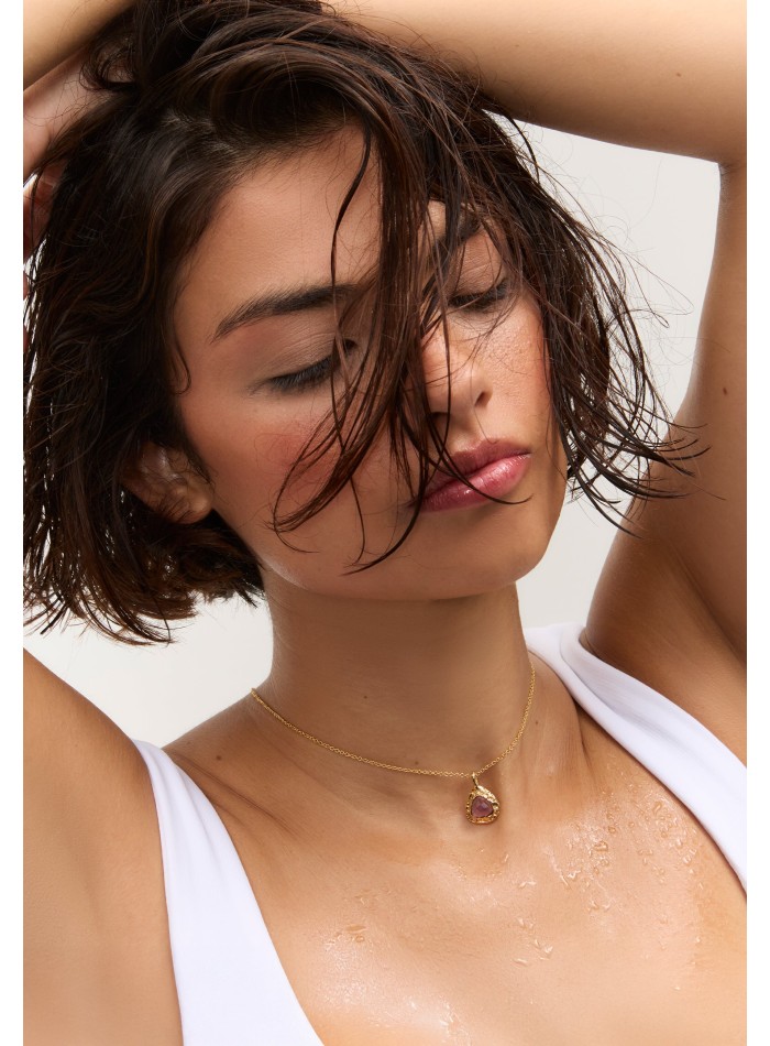 Colgante largo dorado con piedra amatista