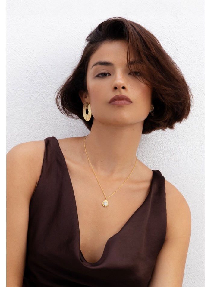 Long pendentif plaqué or avec pierre de lune