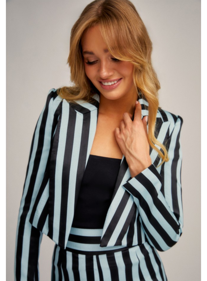 Top noir en maille avec encolure carrée et...