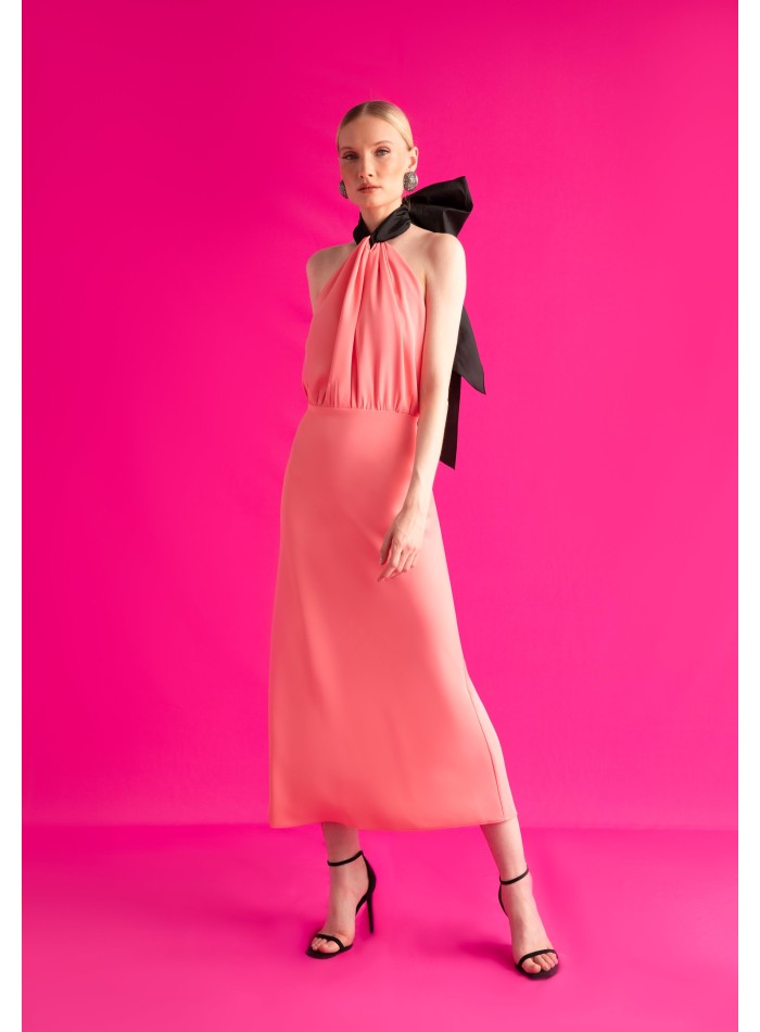Vestido midi rosa y negro elegante para ocasiones especiales