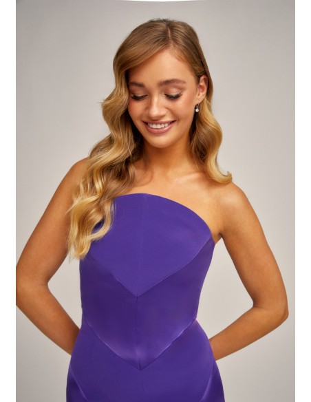 Strapless purple midi dress with curved neckline