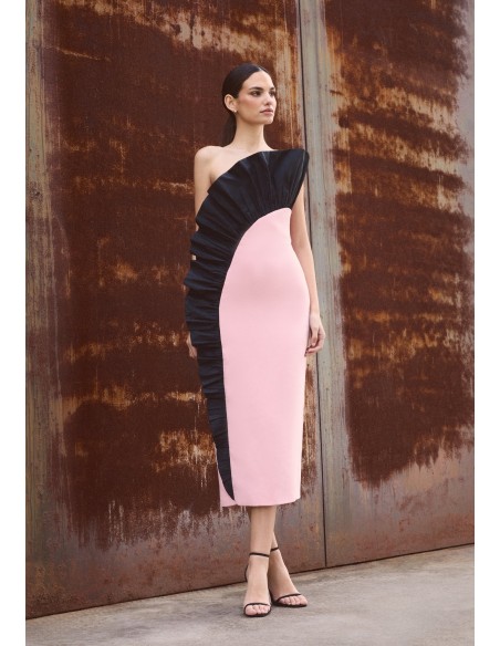 Vestido midi palabra de honor rosa y negro con volante en tafetán