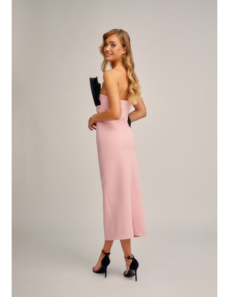 Robe midi à bretelles rose et noire avec volant de taffetas