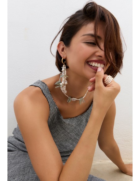 Collier de perles avec détails en aigue-marine