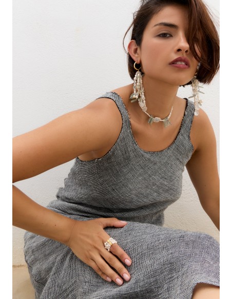 Collier de perles avec détails en aigue-marine