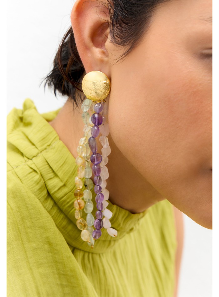 Pendientes dorados con piedras multicolor