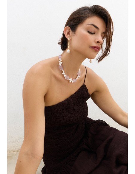 Collar de piedras amatistas con perlas