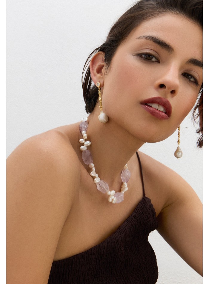 Collar de piedras amatistas con perlas