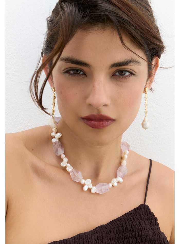 Collar de piedras amatistas con perlas