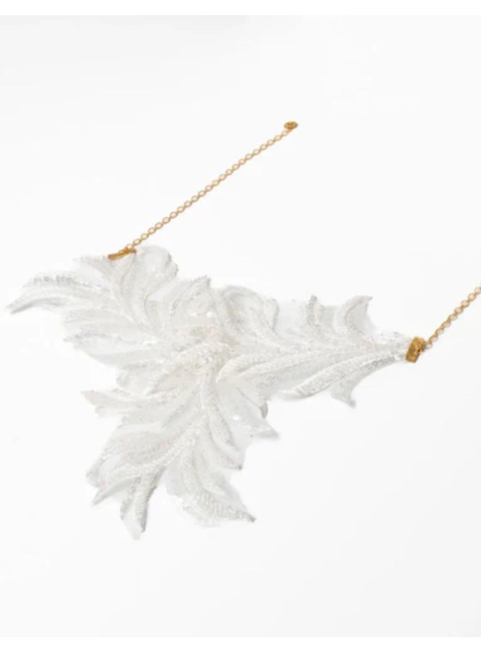 Collier avec broderie de plumes blanches