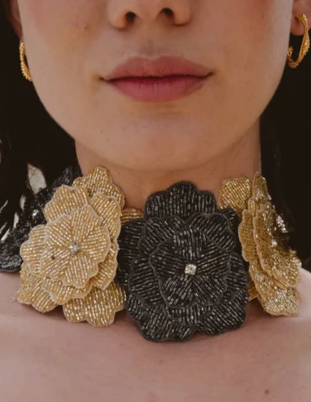 Necklace with gold and gray embroidered flowers