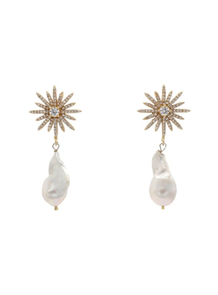 Longues boucles d'oreilles avec étoile et...