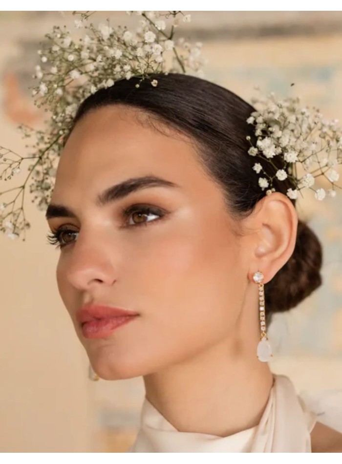 Long party earrings with zirconia and carved...