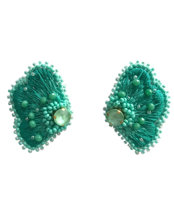 Boucles d'oreilles brodées avec perles et cristal central 2