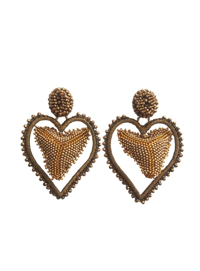 Handmade earrings with pearls and crochet...