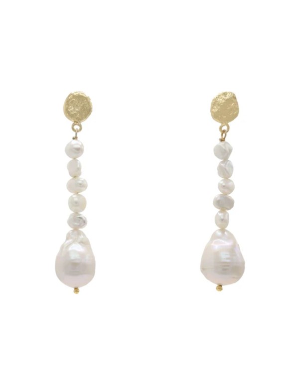 Long earrings with irregular pearls and baroque pearls
