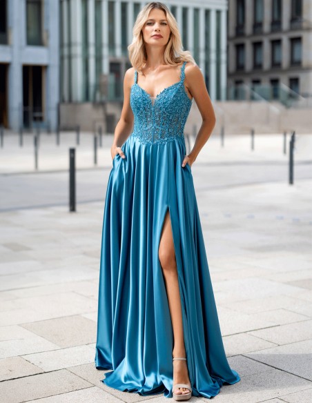 Élégante robe de bal longue avec jupe en dentelle et satin