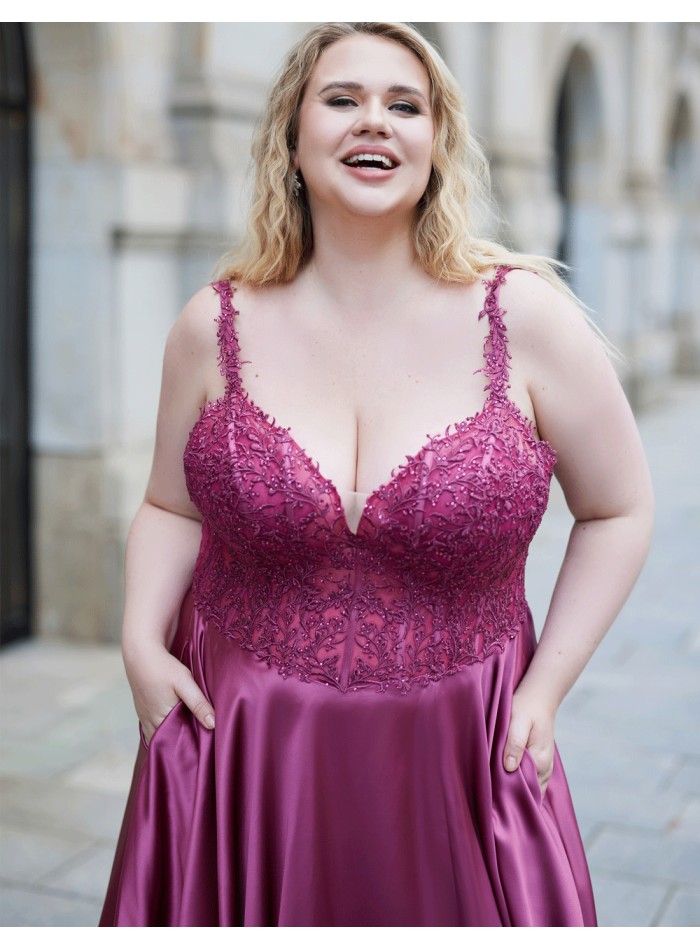 Elegant plus size long party dress with satin...