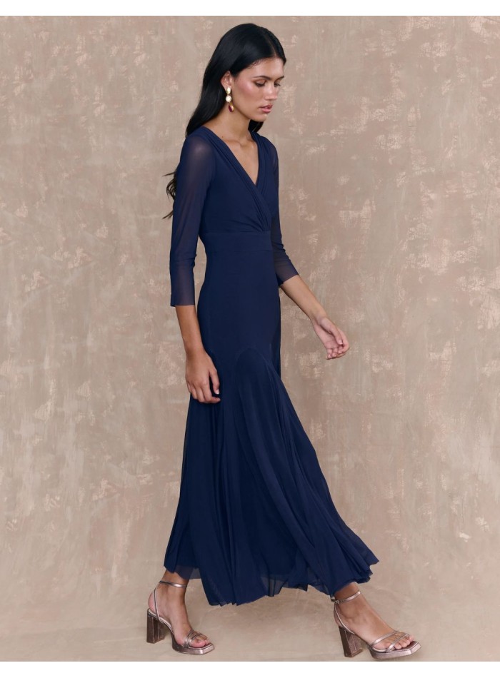 Robe d'invité midi bleu marine avec encolure...