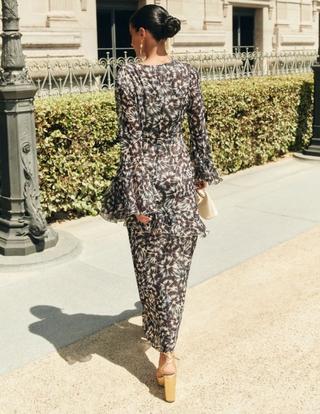 Vestido midi para invitada estampado con volante diagonal