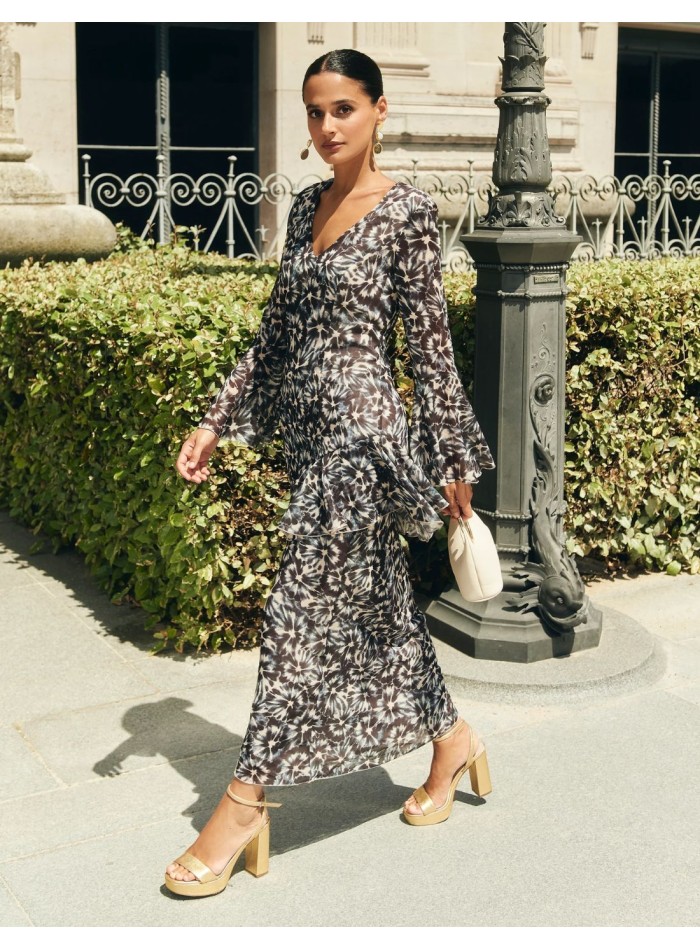 Vestido midi para invitada estampado con volante diagonal