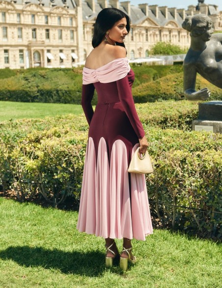 Two-tone long sleeve top with boat neckline