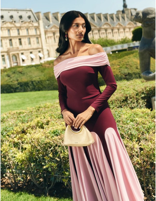 Two-tone long sleeve top with boat neckline