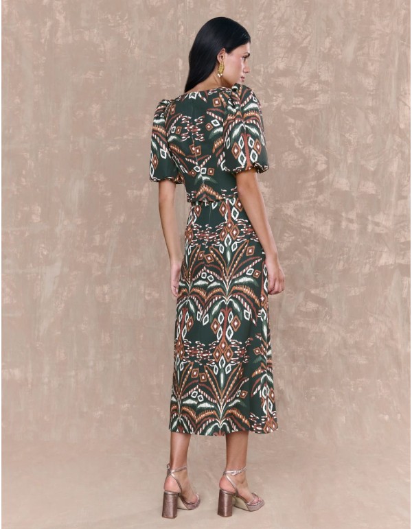 Patterned guest top with puffed sleeves 2